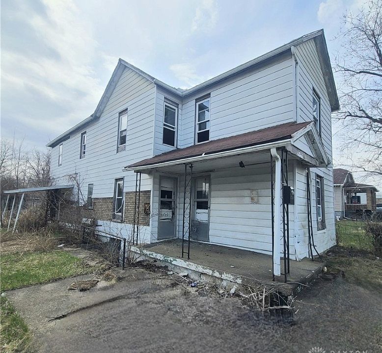 2nd image of 126 Arlington Ave