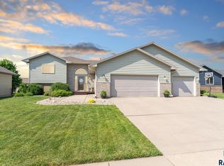 3700 W 89th St, Sioux Falls, SD 57108