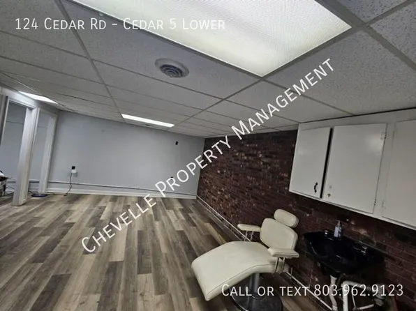 124 Cedar Rd, Lexington, SC