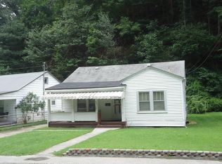 355 Stewart St, Welch, WV 24801