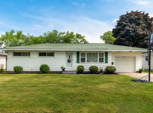 1498 W Summit Ave, Muskegon, MI 49441