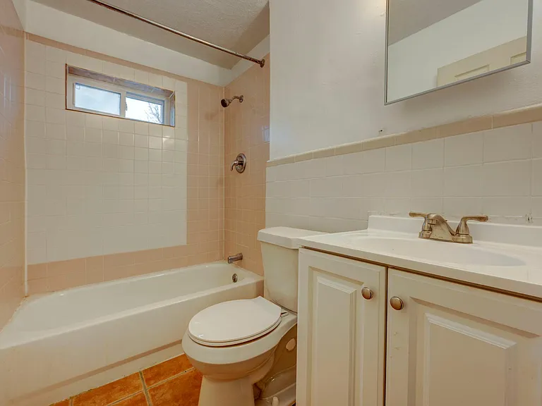13091 Cedar Rd — Photo 22