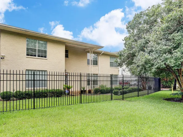 6832 Bellgreen Dr APT C, Houston, TX 77030