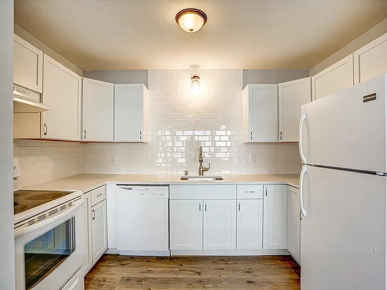 6212 South Ct #4 — Photo 29