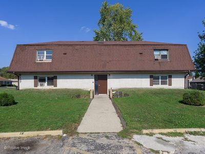 2137 Dickey Ave, North Chicago, IL, 60064