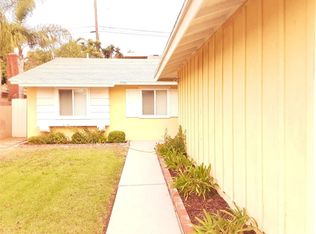 1761 E Helmick St, Carson, CA 90746