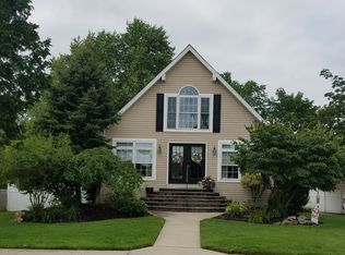 536 Democrat Rd, Gibbstown, NJ 08027