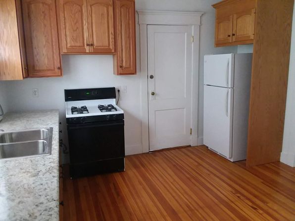 196 Willard St #1