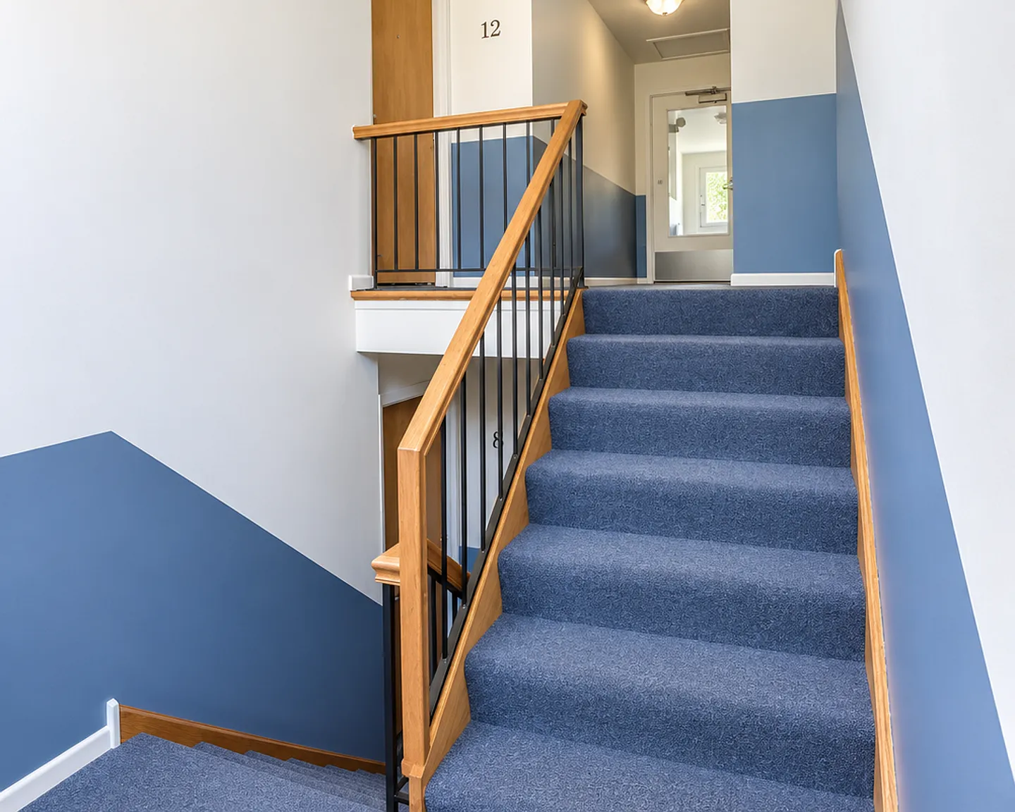 Comfortable Apartment Living in Convenient Tinley Park Location — Photo 4