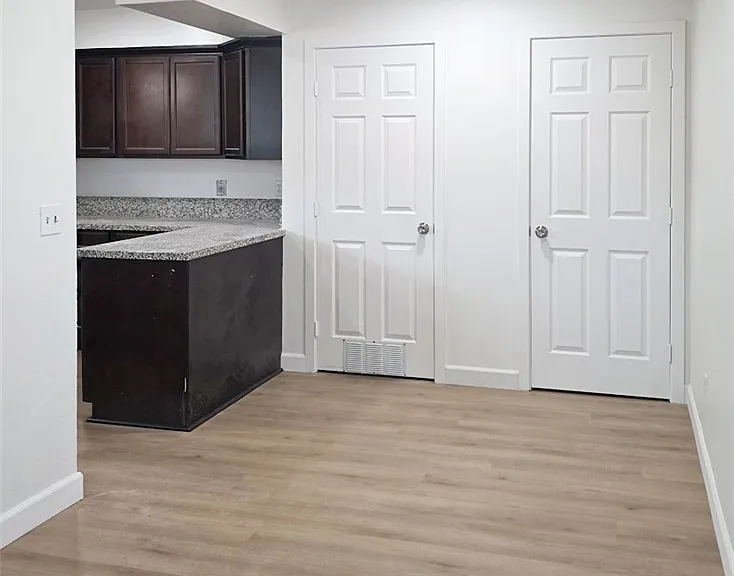 3166 Pearl Dr — Photo 3