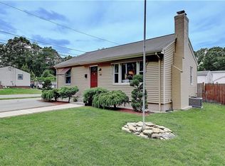 99 Macarthur Blvd, Coventry, RI 02816