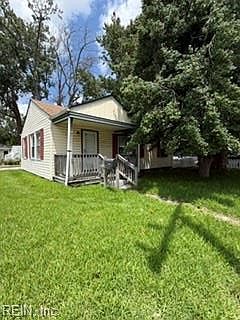4th image of 1432 Victory Blvd