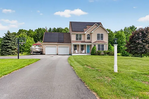 9 Stephen Dr Photo 1