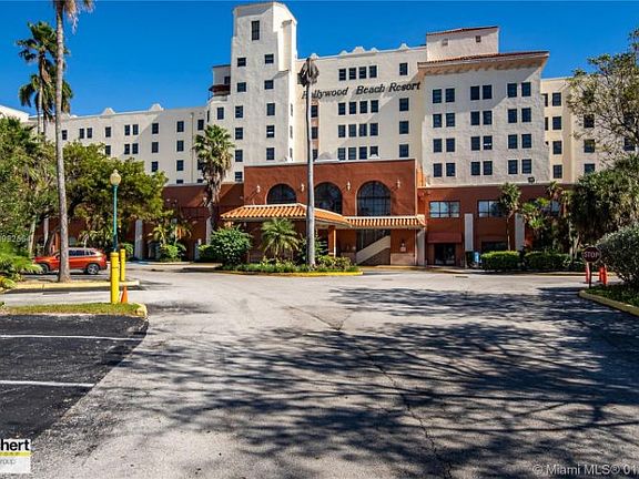2nd image of 101 N Ocean Dr APT 424