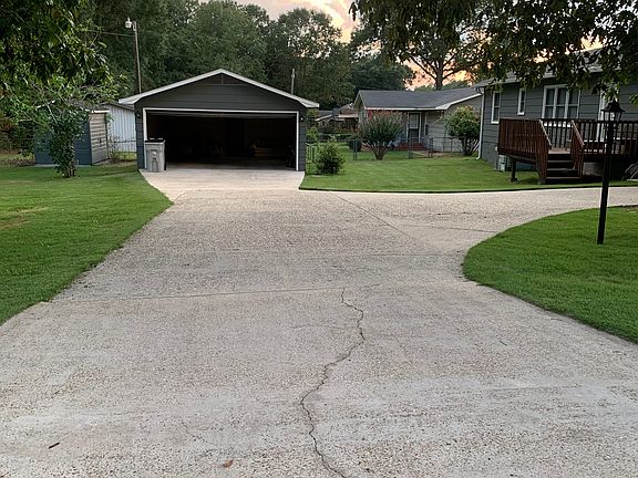 5th image of 1563 Highland Dr