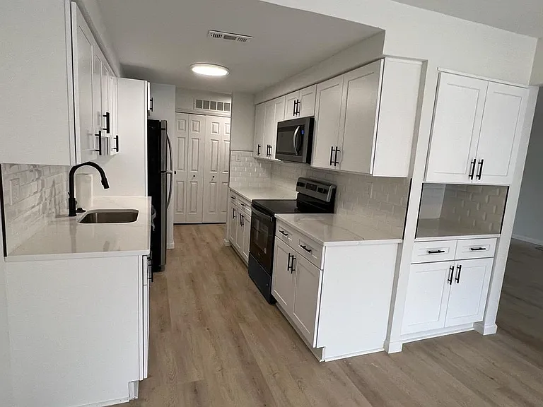246 Fir Tree Ct — Photo 5
