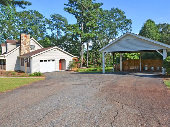 2nd image of 4 Briar Ridge Rd