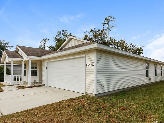 3rd image of 13578 Ashford Wood Ct W