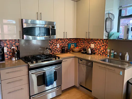 Rented by Dream Space Realty | media 4