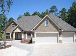 165 Pizarro Dr, Hot Springs Village, AR 71909