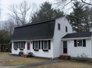 16 Great Hill Dr, Newmarket, NH 03857