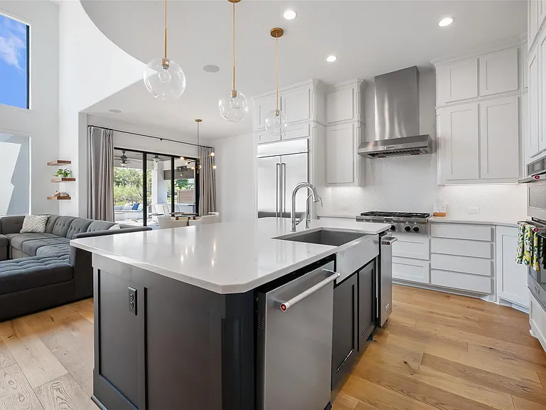 7108 Calypso Ln — Photo 13