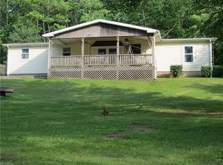 3185 Elson St SE, Magnolia, OH 44643
