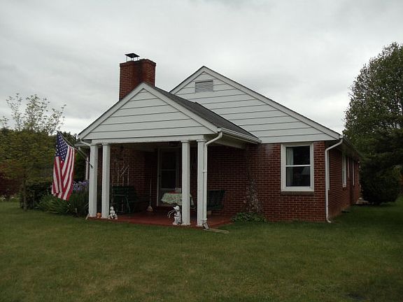 3rd image of 3409 Floyd Pike