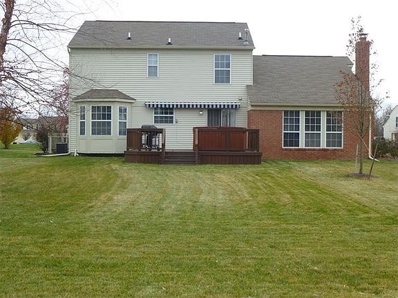 4th image of 45231 Greenbriar Dr