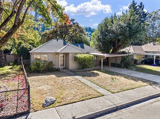 1627 W Brown Ave, Roseburg, OR 97471