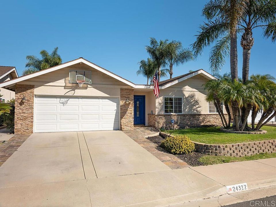 1st image of 24312 Chrisanta Dr