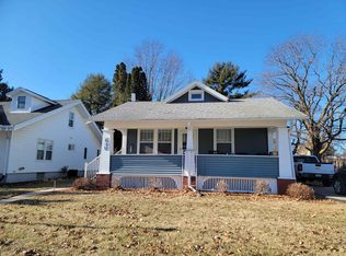 640 N 2nd St, Platteville, WI 53818