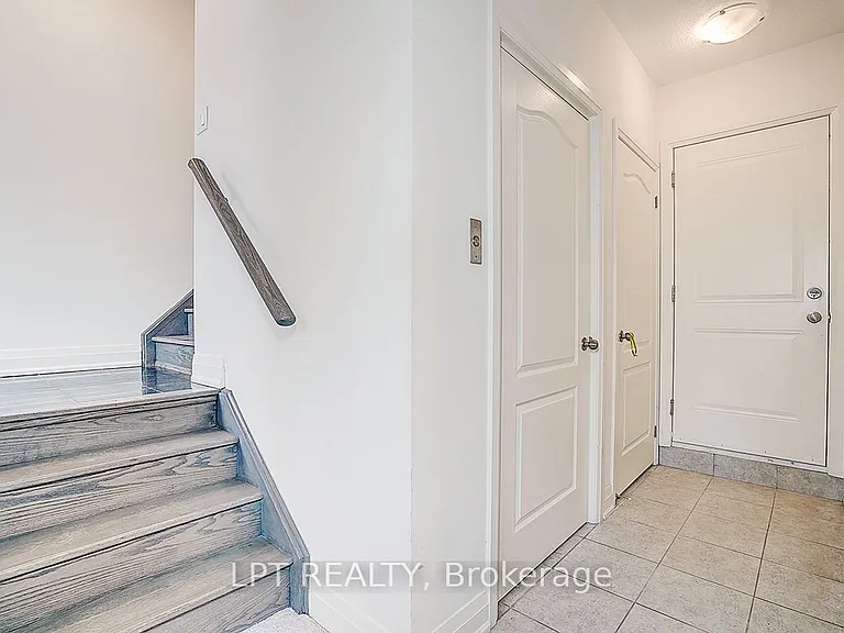 84 William Saville St — Photo 4