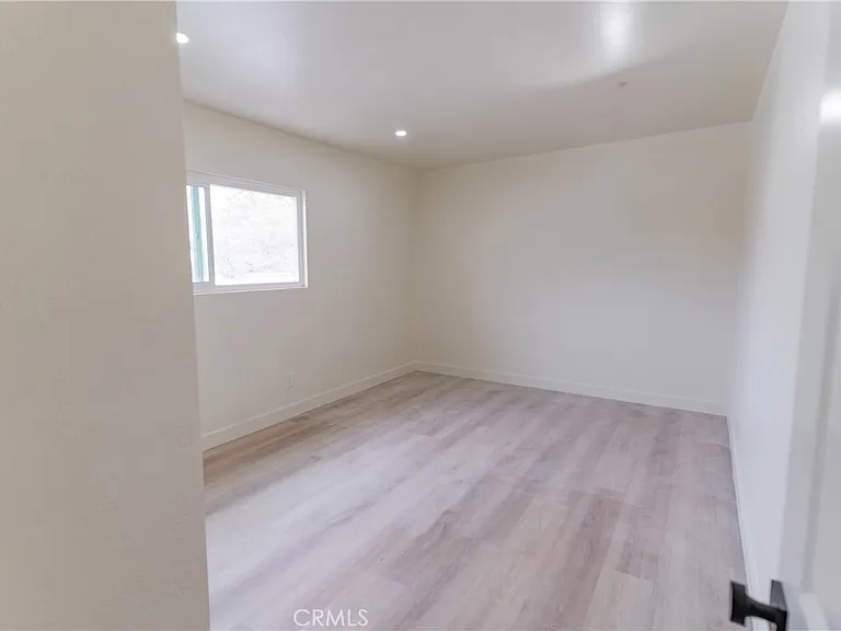 3445 Edgehill Dr #4 — Photo 7