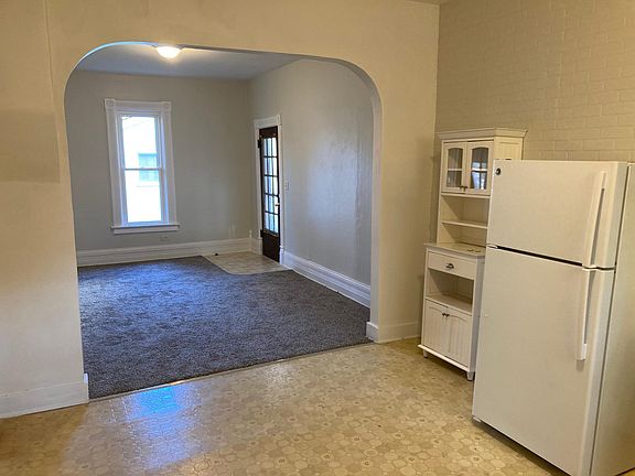 5th image of 219 E Oliver St #2
