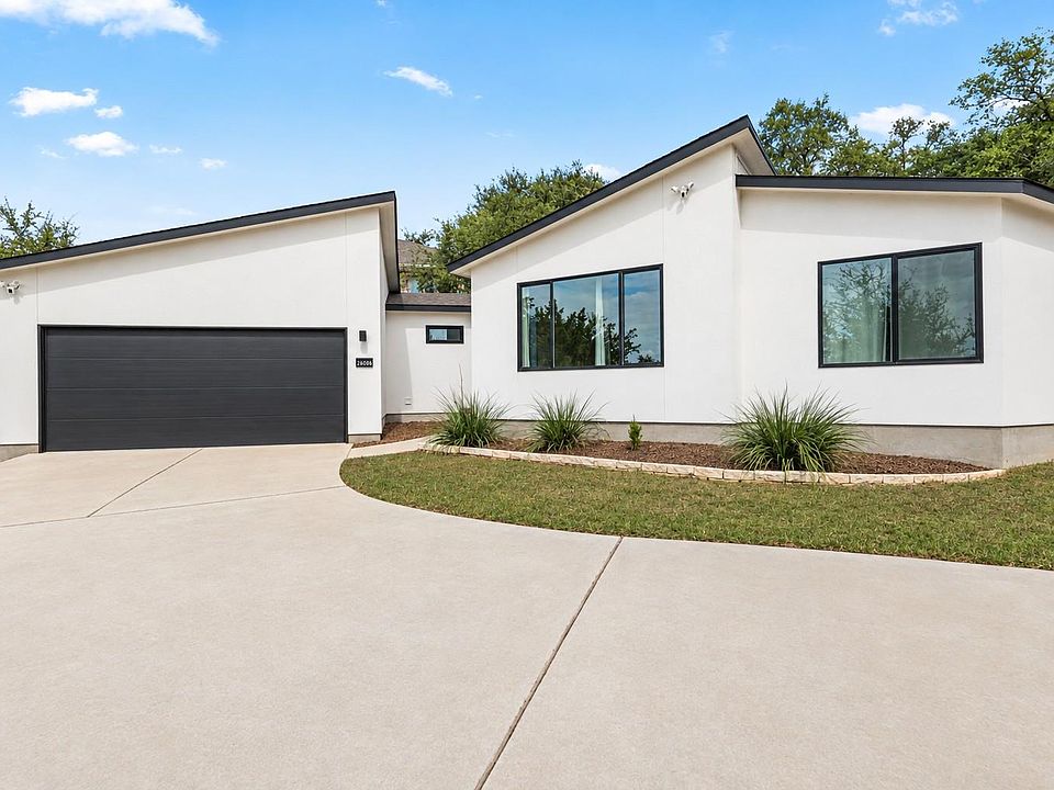 1st image of 20008 Columbus Ln