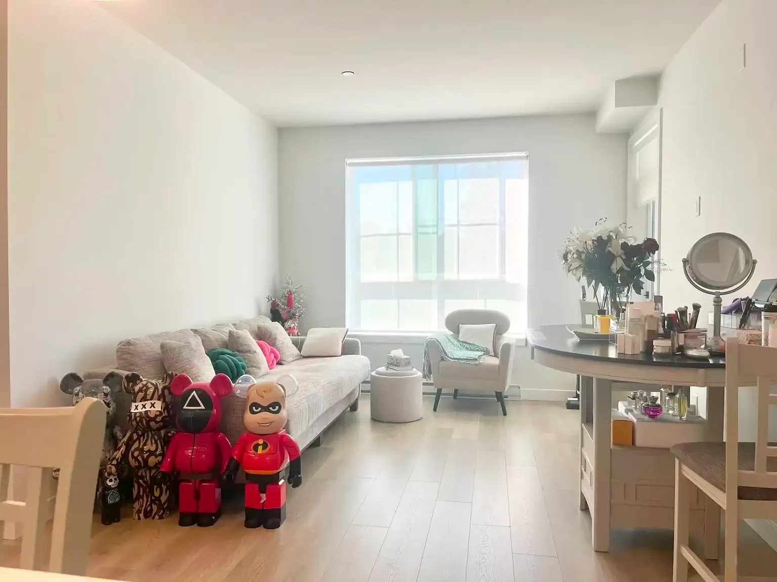2 bed, 789 sqft, $2,600 — Photo 4