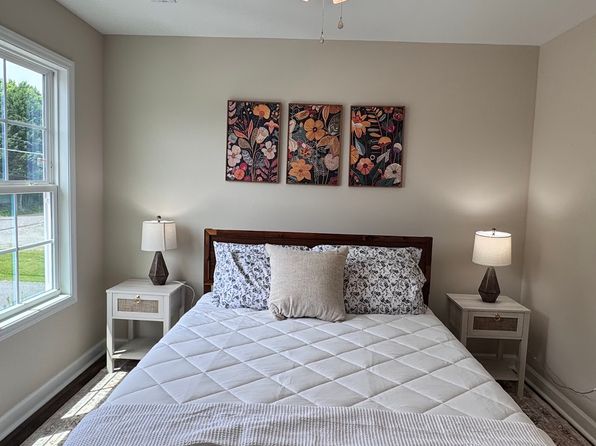 105 E Highfill Ave #105, Liberty, NC 27298
