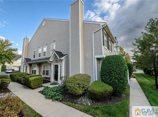 3205 Saxony Dr, Mount Laurel, NJ 08054