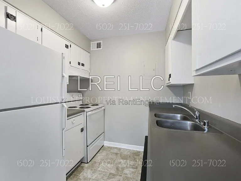 3105 Fordhaven Rd #6 — Photo 5