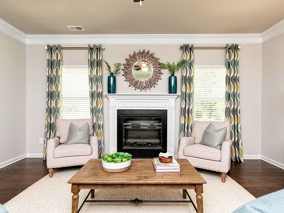 4th image of 68 Summer House Ct