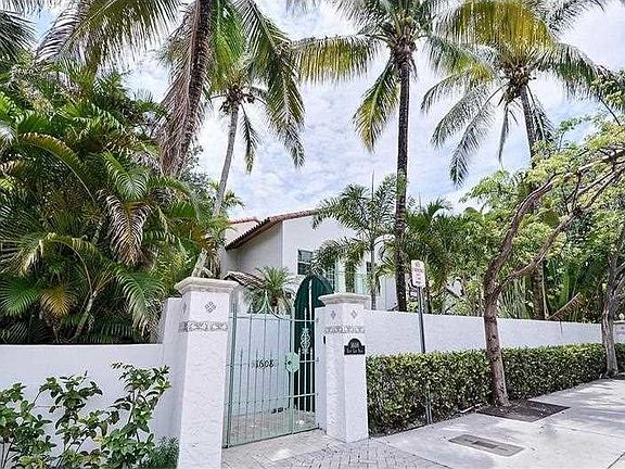 3rd image of 1608 E Las Olas Blvd #1608