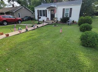 307 N Chestnut St, Eldon, MO 65026