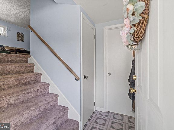2nd image of 1801 Lukens Ave