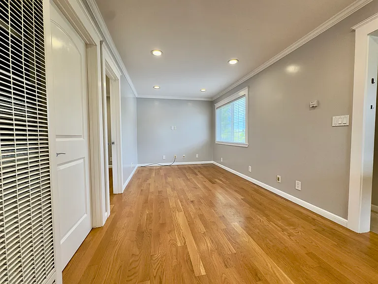 1342 Hearst Ave #A — Photo 11
