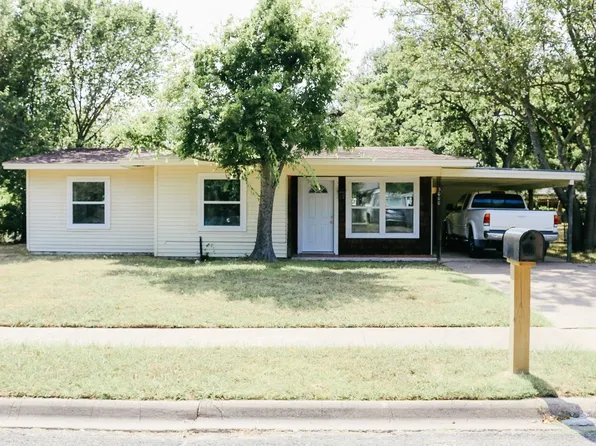 3000 Winfield Dr, Corsicana, TX 75110