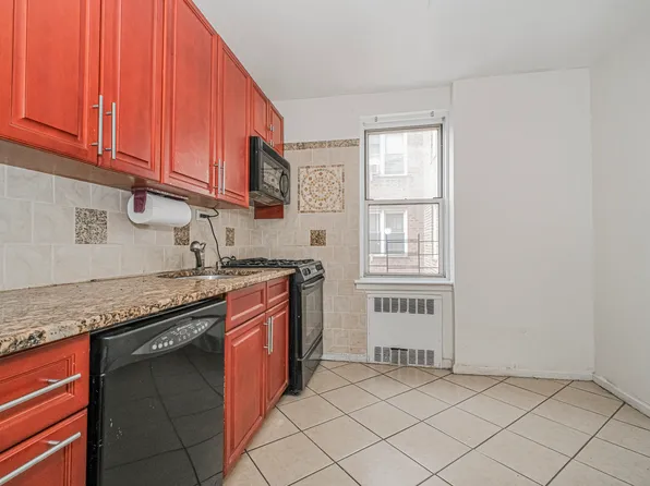 36 Dahill Road image 8 of 25