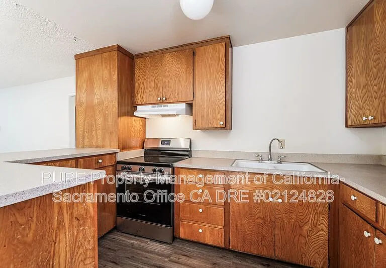 4525 Pennsylvania Ave #B — Photo 14