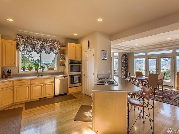 3rd image of 4310 W Eaglerock Dr