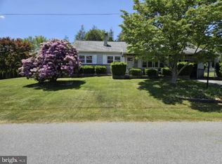 5 Holly Rd, Coatesville, PA 19320